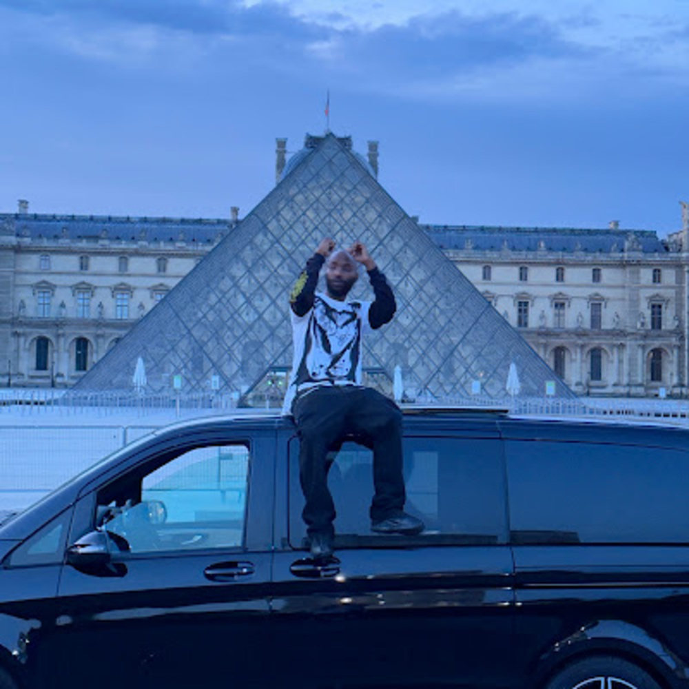 Meet your Posher, Bobby